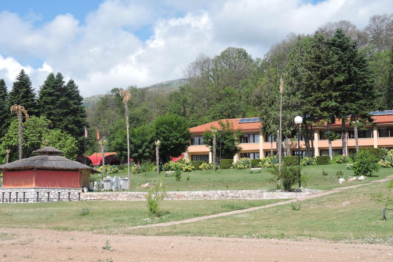 Lakeview Hotel And Resort Otesevo Exterior foto